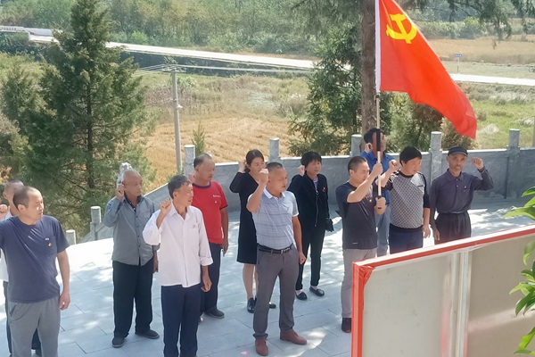 79b5b65c78b457b9ab02a454cf54c08.jpg 79b5b65c78b457b9ab02a454cf54c08.jpg